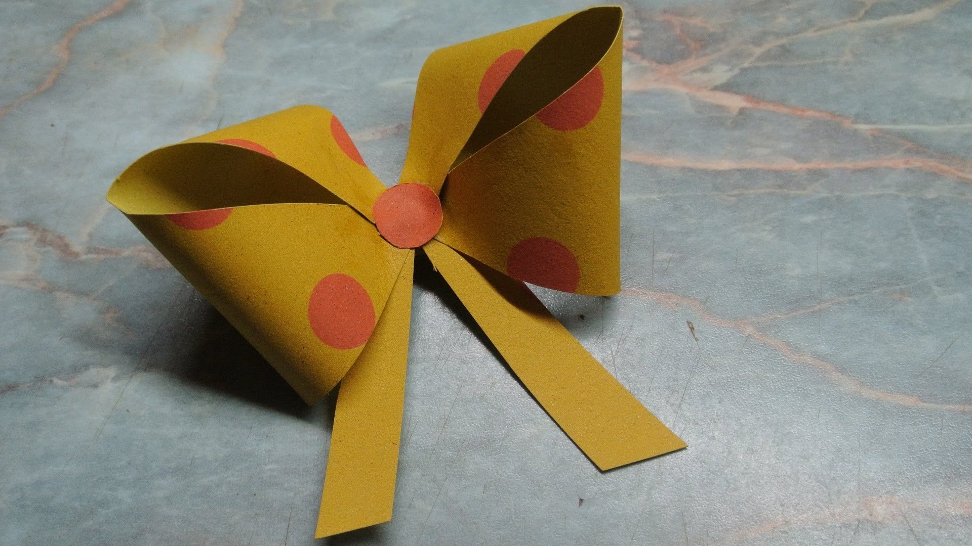 Mašle z papíru - diy (Ribbons of paper)