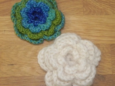 Háčkovaná kytka - brož, crochet flower