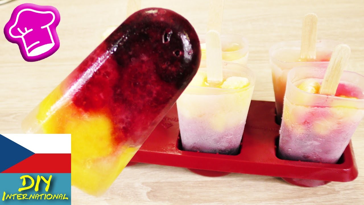 Barevná ovocná zmrzlina - maliny, mango, ostružiny