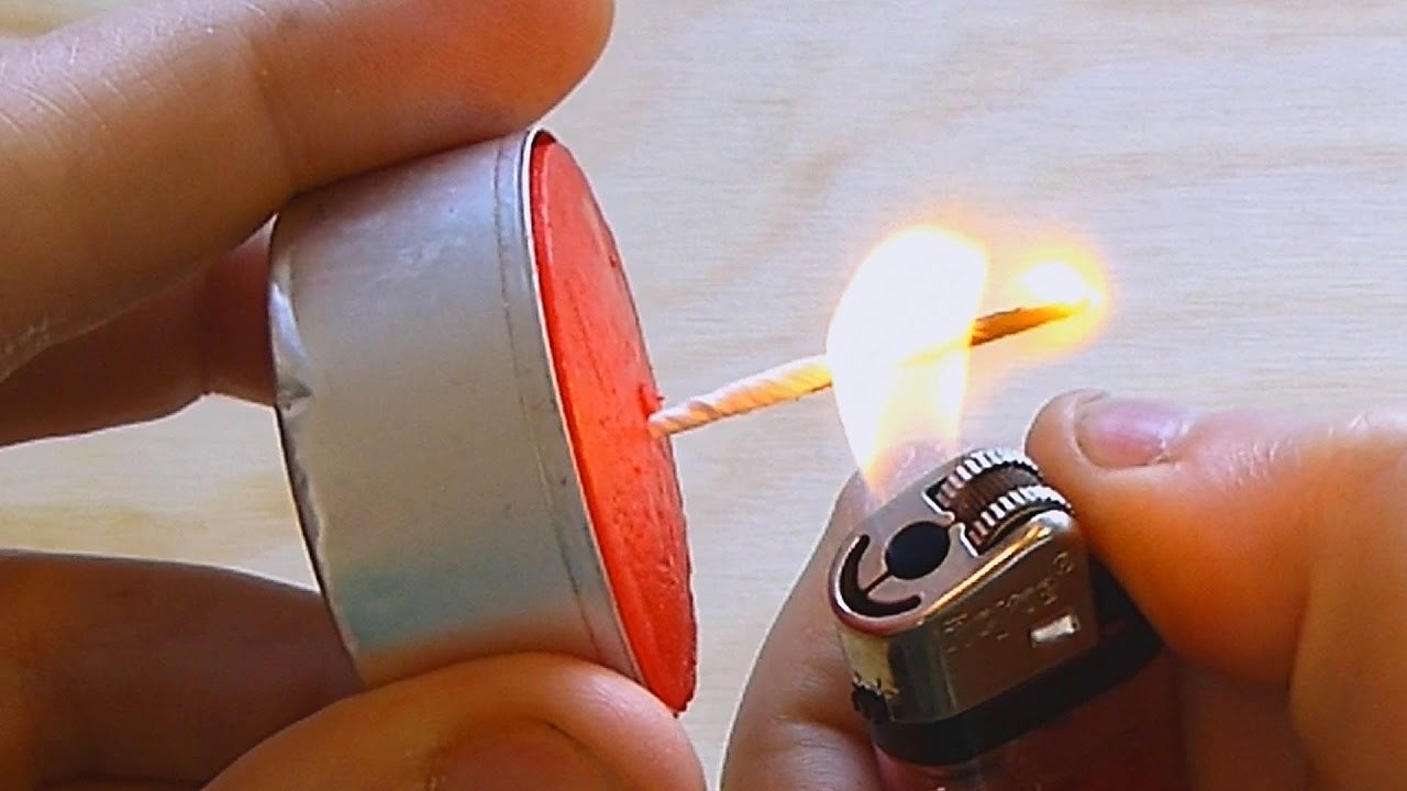 How to - Make a Candle Wick from a Paper Clip  (Jak udělat knot pro svíčku z kancelářské sponky)