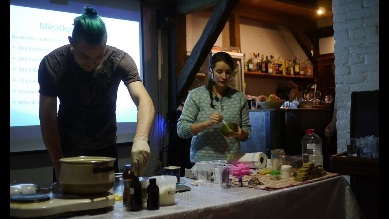 Michaela Bočánová - workshop DIY kosmetiky (VeganFest 2016)