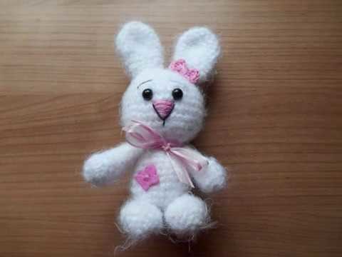 Bílý králíček - háčkované hračky