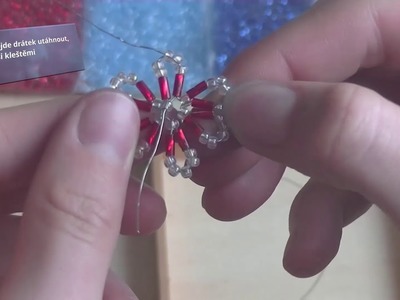Vyrábění vánoční hvězdičky z korálků, video k soutěži "CoVyaIT" ?