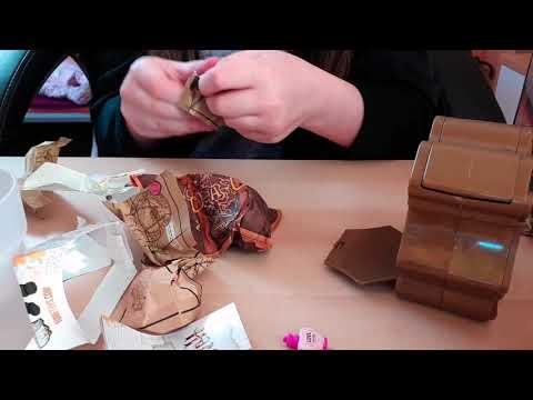 Unboxing: Harry Potter Magical Capsules
