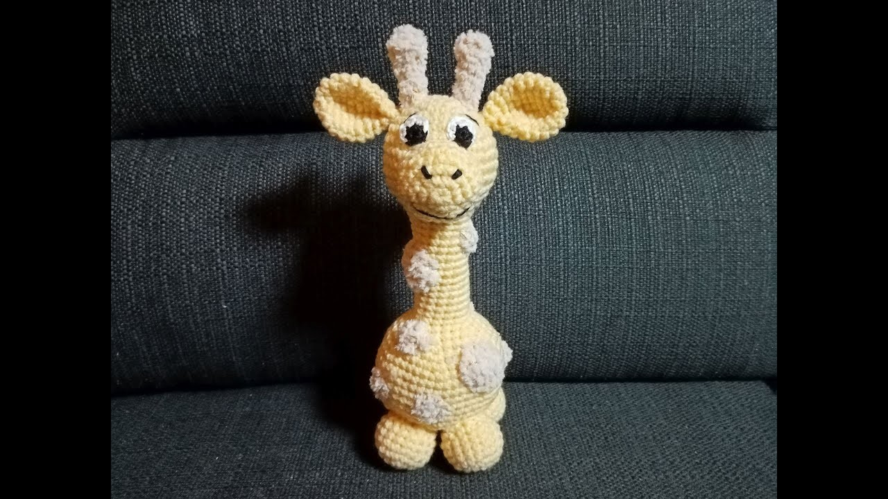 Háčkované hračky - žirafka