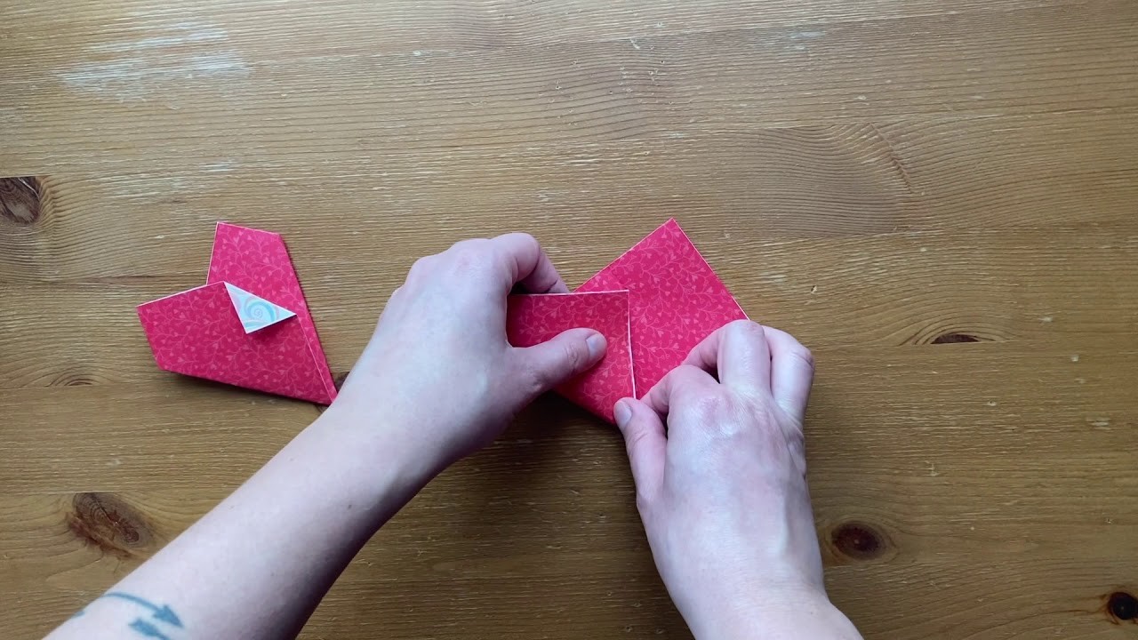 Pošlete srdce plné.  (Origami z Desítky)