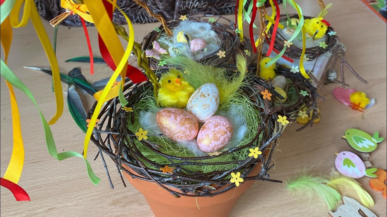 Velikonoční hnízdo v květináči - dekorace za pár kaček