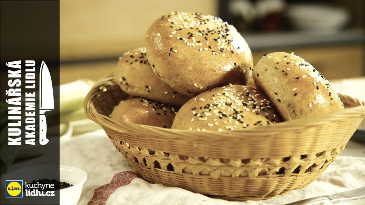 Špaldové bulky na hamburgery - Roman Paulus - Kulinářská Akademie Lidlu