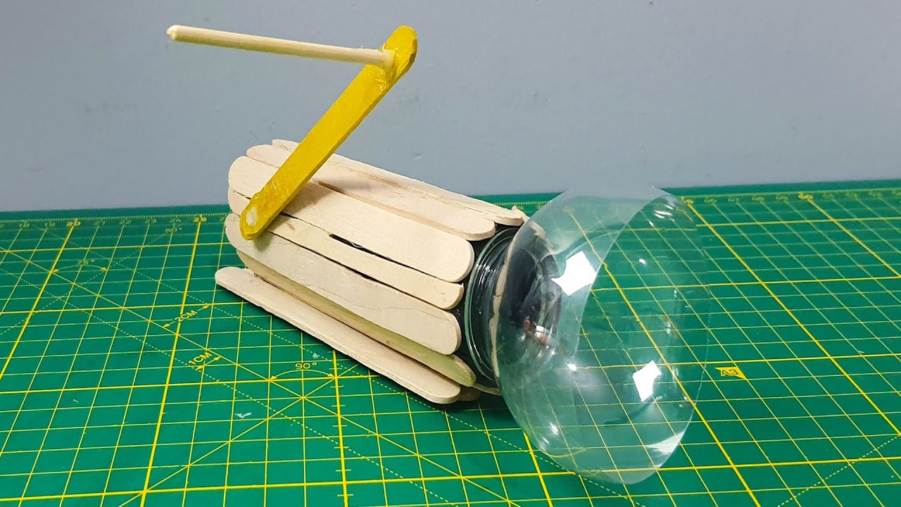 How To Make An Emergency Flashlight You Can Make At Home