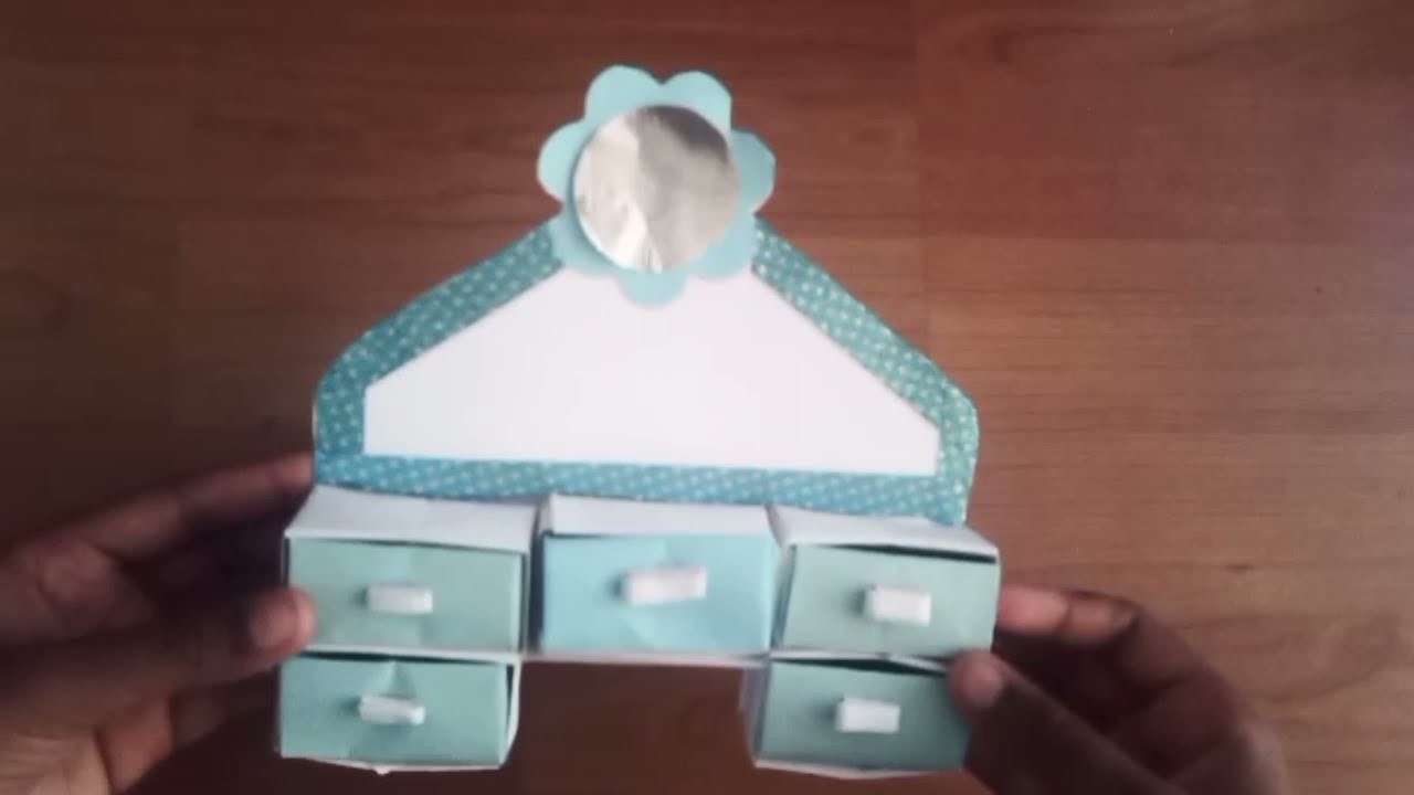 Jak vyrobit jednoduchý stůl pro panenky - How to make easy dressing table for dollhouse