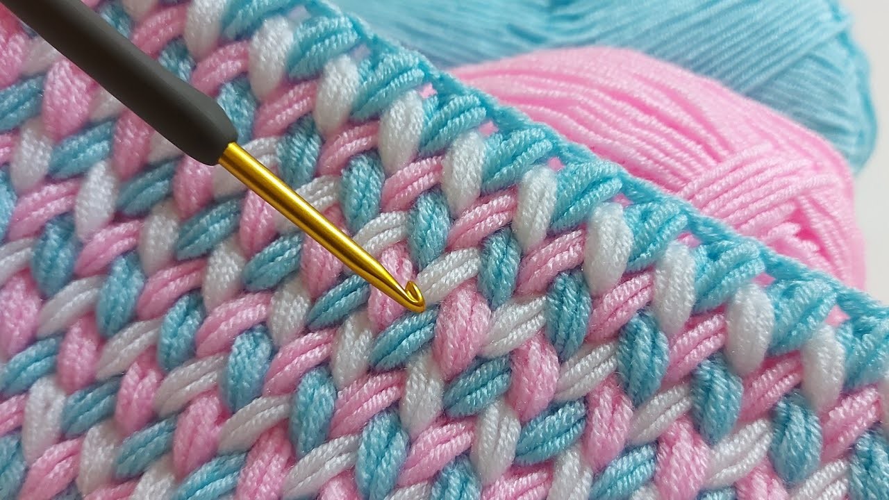 Easy crochet baby blanket zigzag spike pattern for beginners. Trend Crochet Blanket Patterns