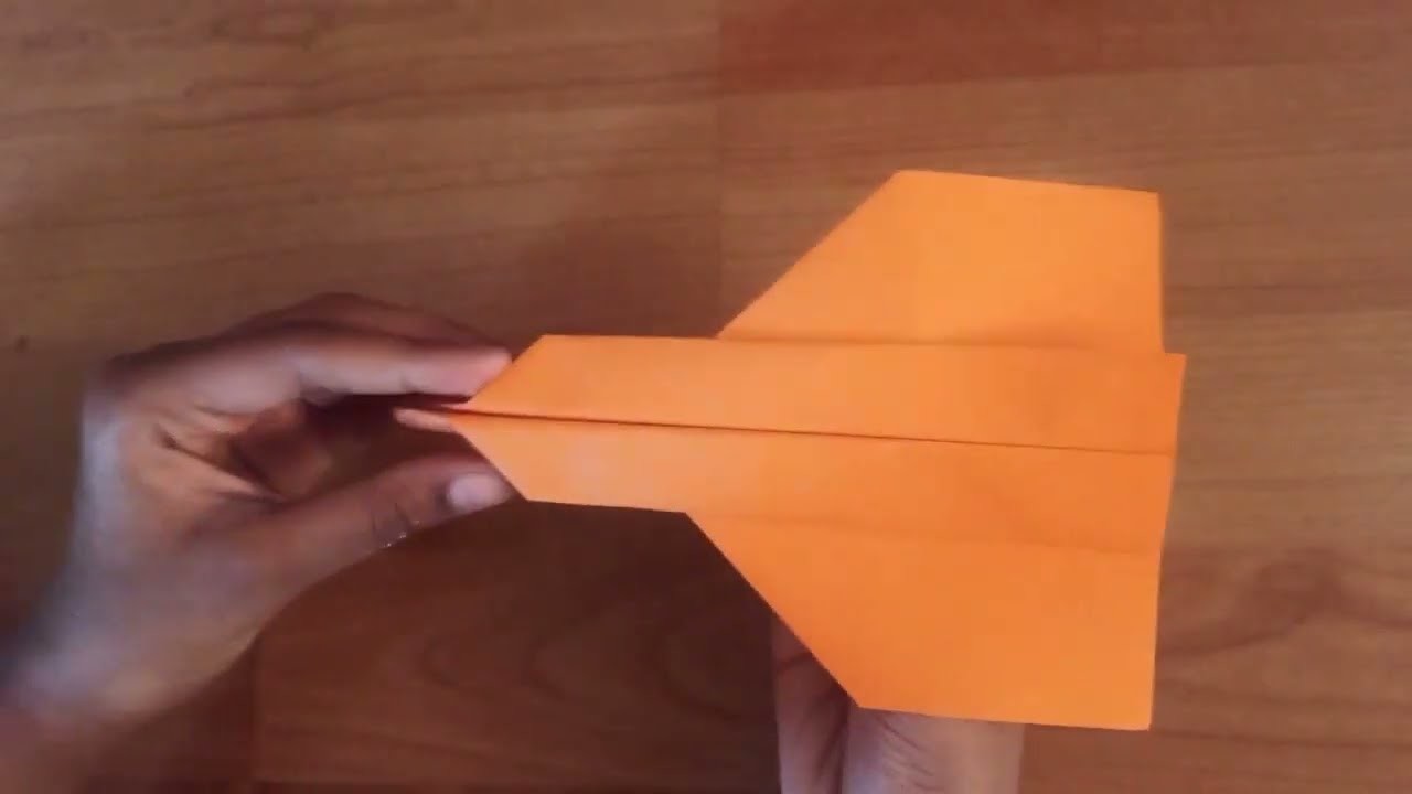 Jak složit papírové letadlo z papíru.Jak vyrobit papírové letadlo